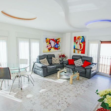 Judith - Modern Apartment In モライラ エクステリア 写真